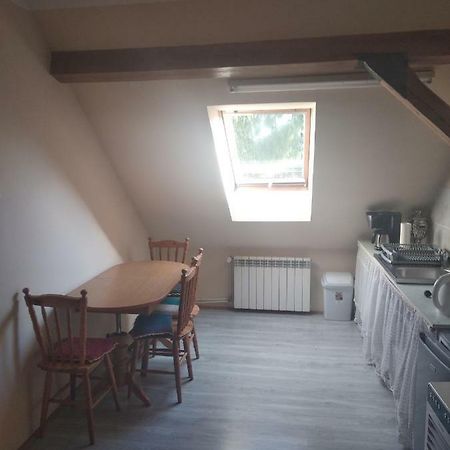 Rogale, Ferienwohnung Старе Юхи Екстериор снимка