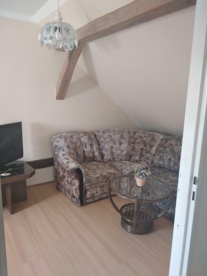 Rogale, Ferienwohnung Старе Юхи Екстериор снимка
